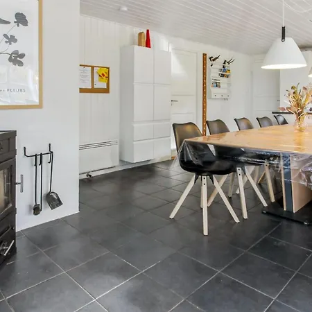 Tora - 3km From The Sea By Interhome Hébergement de vacances