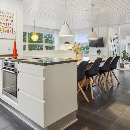 Tora - 3km From The Sea By Interhome 度假居 *