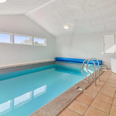 Holiday home Tora - 3km From The Sea By Interhome *