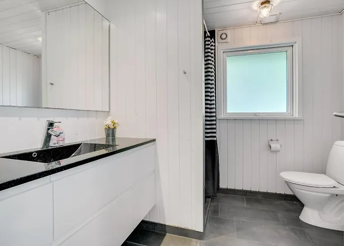 Tora - 3km From The Sea By Interhome Nyaraló *