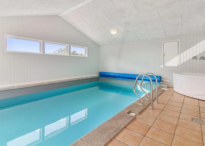 Tora - 3km From The Sea By Interhome Nyaraló *